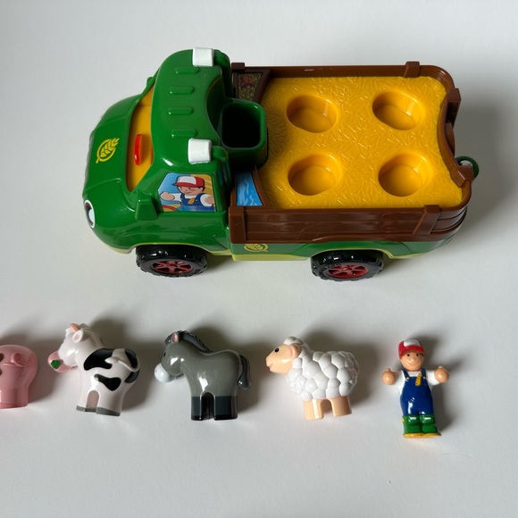 Green Farm Truck Toy Set with Animals - Picture 4 of 11
